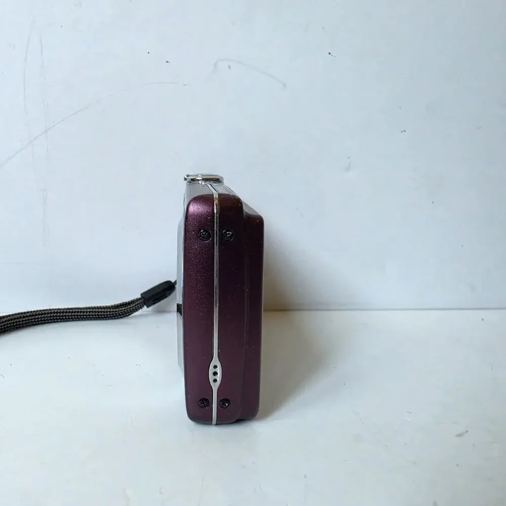 Nikon Coolpix S220 Digital Camera Plum Charger 3 Batteries 3X Zoom 10.0 MP